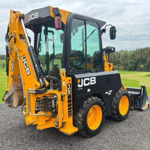 Chargeuse-pelleteuse JCB 1CX Plus avec maniabilité de mini-chargeuse et polyvalence de chargeuse-excavatrice haute performance - Product Image 1