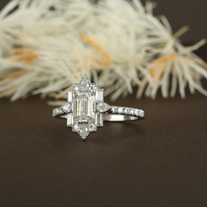 Fantaisie Emerald Cut Solitaire vvs1 Lab Grown Diamond Ring Made In 10K 14K 18K Solid Gold pour les femmes - Product Image 6