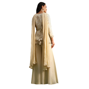 Ensemble Kurta Palazzo en tissu beige avec paillettes et Resham Work Vente en gros Vêtements ethniques pour femmes OEM Vêtements Fournisseur d'usine Tenue - Product Image 5