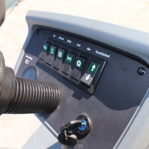 BY-S12 業務用電動床洗浄機 搭乗式バキュームスイーパー - Product Image 3