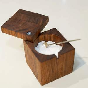 Boîte à épices en bois écologique, durable et hermétique, offrant une protection contre l'humidité et une préservation de la fraîcheur pour une utilisation prolongée - Product Image 6