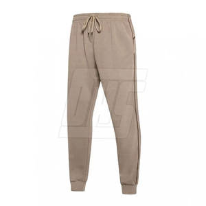 ชุดวอร์มสีพื้นสำหรับผู้ชาย ผลิตในปากีสถาน แบบซับลิเมชั่น จำนวนมาก - Product Image 5