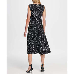Abito Midi Grigio Comodo da Donna DKNY, Taglia 10, con Stampa a Pois e Vita Impero Plissettata - Product Image 3