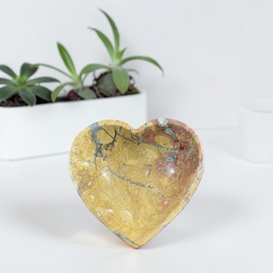 Cuenco Pequeño en Forma de Corazón de Jaspe Maligano Natural, Tallado a Mano, Pulido, Cuenco Decorativo de Piedra con Tonos Únicos de Naranja y Gris - Product Image 6