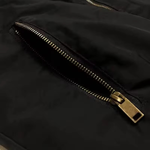 Al Aire Libre de gran tamaño Logotipo de impresión personalizada chaqueta de bombardero de alta calidad al por mayor de algodón bombardero bordado personalizado parche chaqueta de montar - Product Image 3
