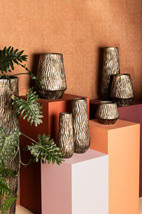 Maison Moderne Jardin Décoratif Deandra Argent Pot Debout Vase Écologique pour Fleurs et Plantes avec Design Attrayant - Product Image 3