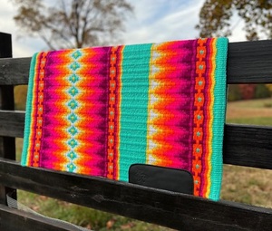 Couverture de selle de cheval occidentale en laine de qualité supérieure tissée à la main Style Cowboy traditionnel Durable Confortable Parfait pour les courses de barils de rodéo - Product Image 2