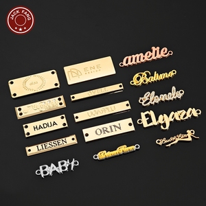 ป้ายโลโก้โลหะแบบกำหนดเองสำหรับกระเป๋า ผ้าคลุมอาบายะ รองเท้า ป้ายโลโก้แบรนด์แบบกำหนดเอง ป้ายโลหะส่วนบุคคลสำหรับเสื้อผ้า - Product Image 1