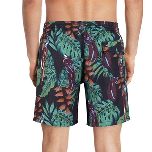 Shorts de bain pour homme à séchage rapide, logo imprimé sur mesure, design personnalisé par sublimation, prix avantageux. - Product Image 2