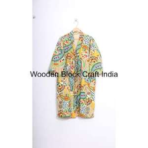 Collection de style tendance, nouvelle veste kimono indienne faite à la main, Kantha, ouverture devant, courte, broderie Suzani, coton, vêtements d'hiver pour femmes - Product Image 1