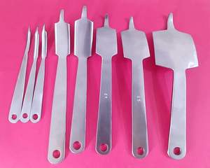 เครื่องมือผ่าตัดทางการแพทย์ชุดรั้งกระดูกโฮห์มันน์เครื่องมือผ่าตัดสัตวแพทย์9ชิ้นสแตนเลส CE ISO - Product Image 4