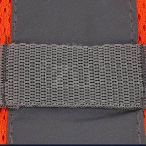 Chaleco de Seguridad Reflectante de Alta Visibilidad con Cuello en V, para Uso en Exteriores, Tallas Grandes, MOQ Bajo, ANSI Clase 1, Impermeable, con Luz LED Intermitente, Logotipo OEM - Product Image 5