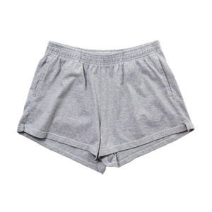 Pantalones cortos versátiles de verano para mujer con ajuste relajado y construcción suave, ideales para recados o descansar - Product Image 1