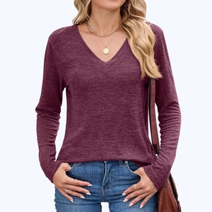 เสื้อยืดลำลองคอวีแขนยาวทรงหลวมสำหรับผู้หญิง สไตล์ใหม่สำหรับฤดูใบไม้ร่วงและฤดูหนาว สวมใส่สบาย ระบายอากาศได้ดี ไซส์พลัส ดีไซน์ทันสมัย - Product Image 6