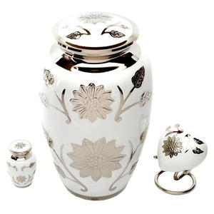 Urnes funéraires en laiton personnalisées en gros, nouvelle conception, urnes funéraires en métal pour cendres d'adultes, cercueil le plus fiable, urne funéraire artisanale - Product Image 1