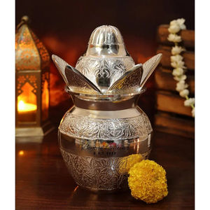 กล่องกำมะหยี่สีแดงเข้มของตกแต่งบ้านของขวัญแต่งงาน10เซนติเมตร18นิ้ว - Product Image 1