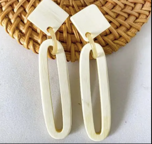 Nouveau matériel couleurs mélangées rond creux corne naturelle boucle d'oreille pour femmes et filles fabriqué par Tayyab Handicraft - Product Image 6