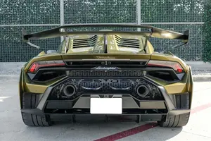 Lamborghini Huracan STO 2023 d'une propreté impeccable - Product Image 3