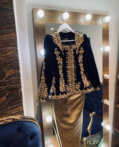 Veste noire éblouissante et robe KARAKOU dorée avec perles de verre en cristal ornées, travail Dabka pour fête/mariage = 2025 - Product Image 1