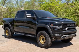รถแรม 1500 TRX ปี 2023 สภาพดี ใช้งานน้อย 702 แรงม้า เครื่องยนต์ V8 ซูเปอร์ชาร์จ - Product Image 2