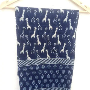 Pareo de playa con estampado de bloques a mano para mujer - Product Image 1