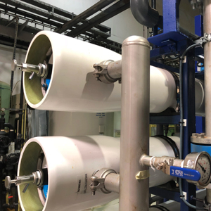 Planta Compacta de Tratamiento de Agua de Río AKTIFPAK de Acero Inoxidable (WTP) con Sistema RO, Tecnología MBBR, Control PLC, Generador de Ozono, 220V - Product Image 1