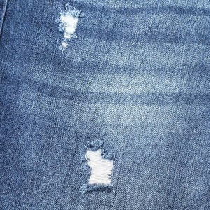 Jean en denim vieilli personnalisé avec fermeture à la taille élastique effet de corrosion épuisé Design transparent pour la saison estivale - Product Image 4