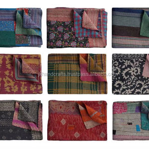 Couverture artisanale en sari Kantha de qualité supérieure vintage - Product Image 1