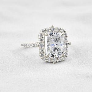 Anillo de Diamantes CVD de Corte Radiante de 14k en Oro Sólido, 280 Quilates Totales, D VVS1, Diamante Cultivado en Laboratorio, Anillo de Compromiso con Halo, Joyería de Boda, Regalo para Novia - Product Image 2