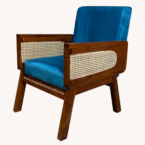Sillón de madera de teca de estilo moderno de mediados de siglo con cojín de terciopelo azul y paneles de ratán tejidos a mano para uso en interiores de hoteles. - Product Image 6