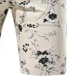 Short d'été élégant pour hommes conçu avec confort et durabilité à la mode pour créer un look décontracté parfait - Product Image 6