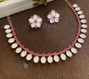 Conjunto de collar con aspecto de piedra chapada en oro de moissanita simple de alta calidad, pendientes para mujer, joyería de diseñador para ropa de boda - Product Image 2