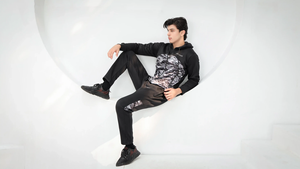 ชุดวอร์มสำหรับผู้ชายชุดวิ่งชุดออกกำลังกายสำหรับ2025ชุดเล่นกีฬารัดรูปออกแบบโลโก้ได้ตามต้องการ - Product Image 4