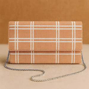 กระเป๋าคลัทช์ลูกปัดแก้วลายดอกไม้เขตร้อนรับรองโดย MS Handicraft รูปทรงและสีสันปรับแต่งได้ กระเป๋าสะพายข้างสไตล์เม็กซิกันสำหรับงานเทศกาล พร้อมสายโซ่ - Product Image 1