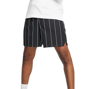 Logo personnalisé pour homme Short en maille à fines rayures confortable et à séchage rapide pour l'extérieur et la salle de sport Motif solide Marque privée - Product Image 3