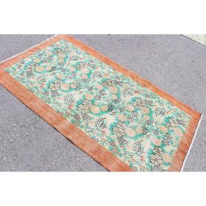 Tapis turc vintage 3,7x6,7 pieds, design patchwork écologique, laine orange et verte avec envers en latex - Product Image 4