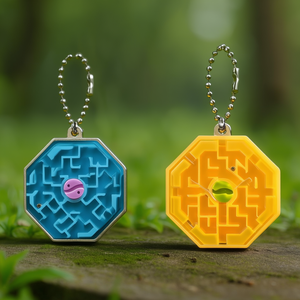 Anacampseros Portachiavi e Moschettoni Promozionali Personalizzati con Design a Labirinto e Funzionalità Personalizzabili - Product Image 3