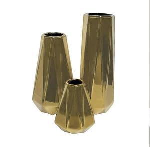 <b>Set</b> of <b>3</b> Luxury Design Silver Metal <b>Vase</b> Medium Size Flower <b>Vases</b> of Best Design Top Quality Decorative Flower - Product Image 1
