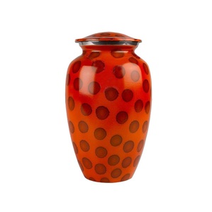 Urna de cremación de latón de calidad premium para adultos Hermoso diseño rojo 'Paz eterna' para cenizas humanas - Product Image 1