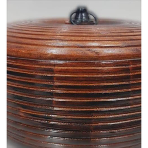 Casserole en bois dernier modèle faite à la main pour chapatis et tortillas, ustensiles de cuisine polyvalents au design personnalisé en vente - Product Image 6