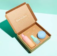 Vente en gros de boîtes en carton ondulé de taille personnalisée de haute qualité boîte d'envoi postale pour emballage cosmétique colorée