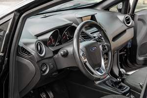 Ford Fiesta ST 2019 d'occasion en bon état, sans réserve, boîte manuelle 6 vitesses, turbo 4 cylindres, principalement d'origine Texas, non modifiée - Product Image 4