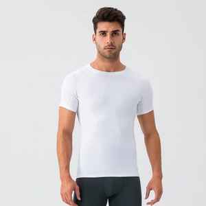 Camiseta ajustada de nuevo estilo para hombre, camiseta de verano con serigrafía personalizada para gimnasio, trabajo físico, algodón/poliéster, cintura ajustada, cuello suave - Product Image 2