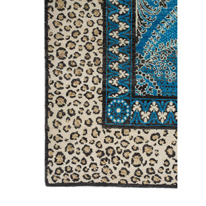 Malmaison by Peter D'Ascoli Decoración para el Hogar de Lana con Patrón de Medallón - Product Image 4