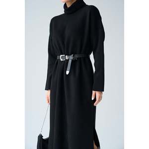 ชุดเดรสคอเต่าสีดำพร้อมเข็มขัด - Product Image 2