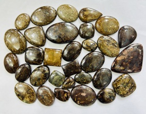 ขายส่งพลอยทริมูร์ติ เกรด AAA บรอนไซต์ธรรมชาติ ทรงหลังเบี้ย รูปทรงคละแบบ รับสั่งทำตามแบบ หินหลวมสำหรับทำเครื่องประดับ ผู้จัดจำหน่ายโดยบุคคลที่สาม - Product Image 2