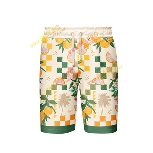 Short de football ProVision StrikeForce conçu pour les hommes qui jouent avec le cœur offrant un équilibre parfait entre confort et style athlétique - Product Image 1