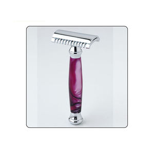 Maquinilla de afeitar de doble filo de acero inoxidable para uso masculino disponible a precio asequible - Product Image 4