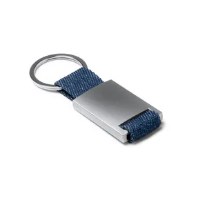 Portachiavi in Denim Personalizzato e Moschettone, Gadget Personalizzabili per Uso Promozionale - Product Image 3