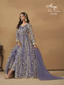 Último Diseño de Ropa, Estilo Moderno, Alta Demanda, Traje Salwar Kameez con Dupatta y Bordado, Exportador y Proveedor Indio - Product Image 6